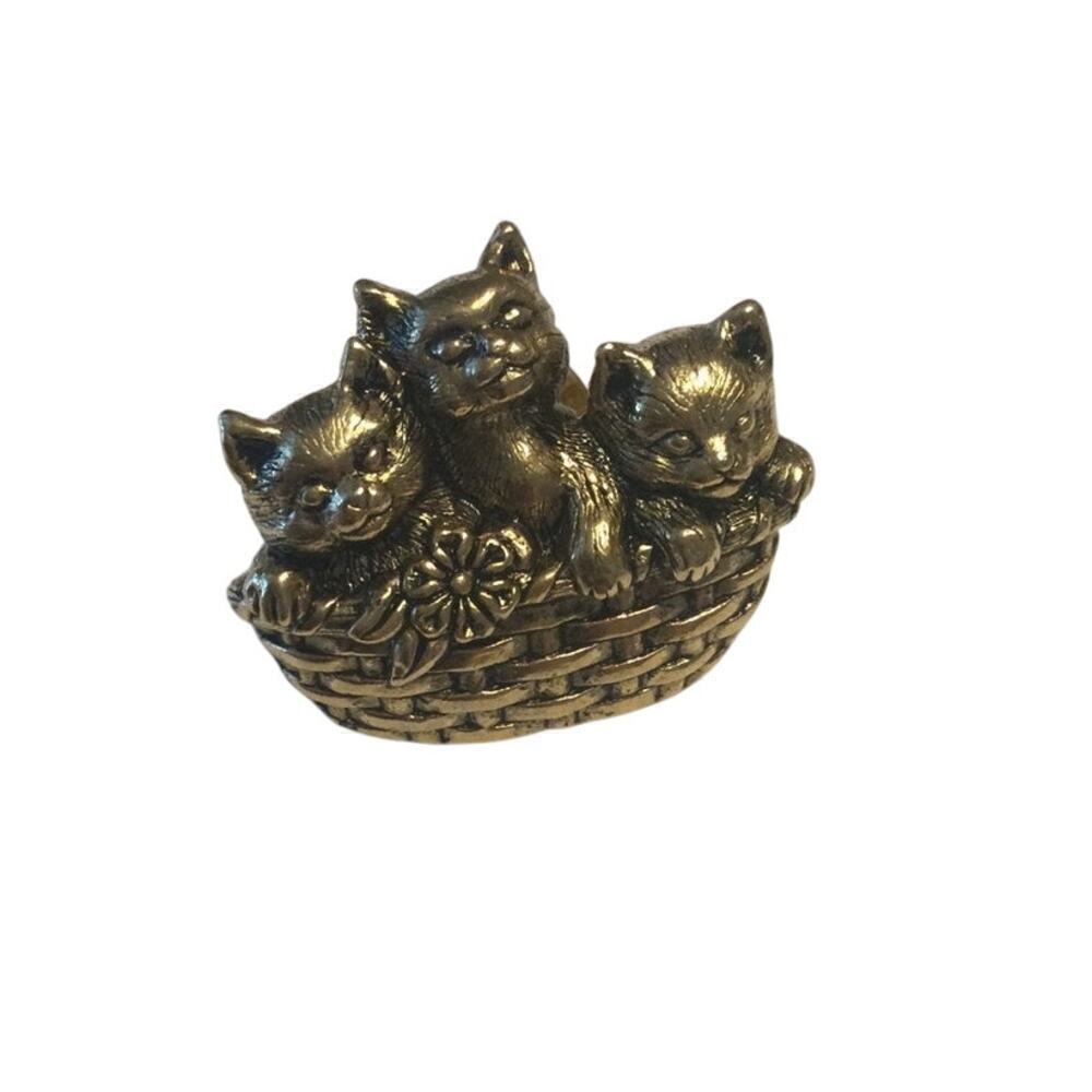 Cats in basket pin gold tone brooch kitty kitten vintage cottagecore flower